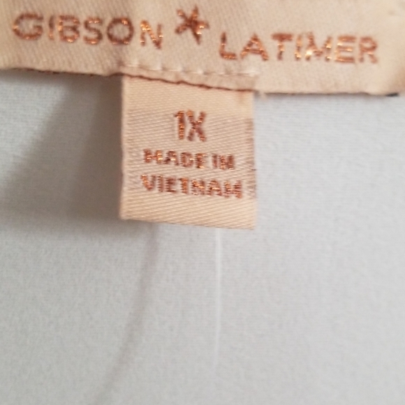 Gibson Latimer Button Down Blouse - Picture 2 of 7